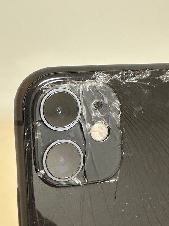 ��SIM�ե꡼ iPhone11 128GB �֥�å�
