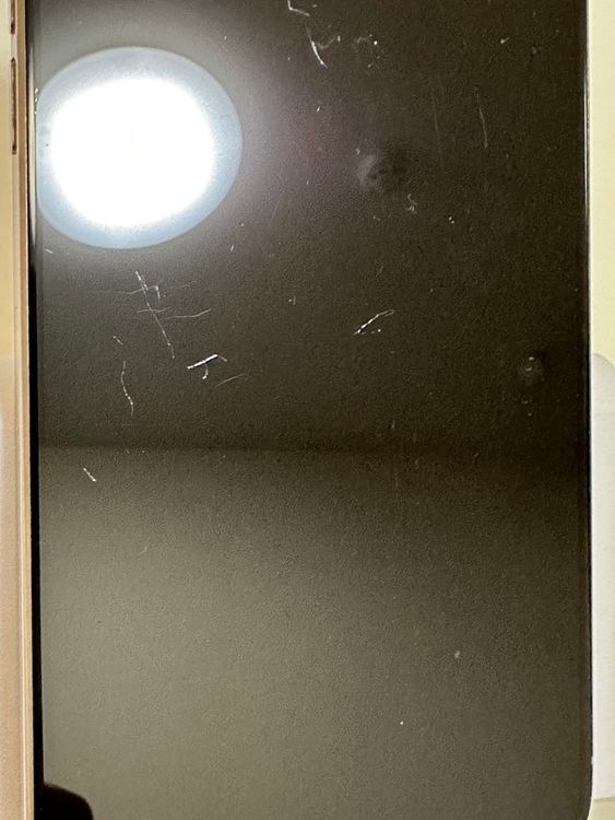 ���Хåƥ꡼81% SIM�ե꡼ iPhone15ProMax 256GB �ʥ���������˥���