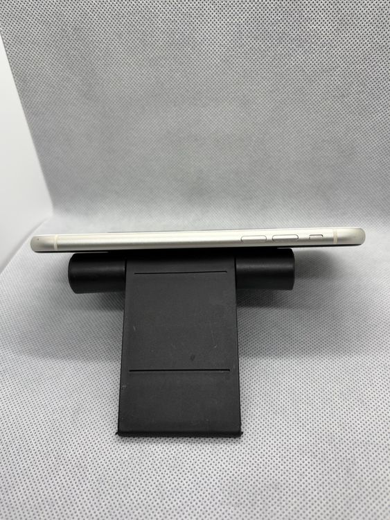 ���ϥԥͥ��ͥå� SIM�ե꡼ iPhone11 128GB �ۥ磻�� �Хåƥ꡼83%