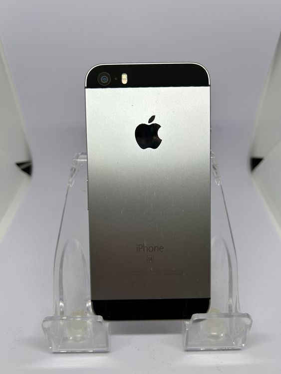 ���ϥԥͥ��ͥå� iPhoneSE  32GB ���졼 �Хåƥ꡼89%