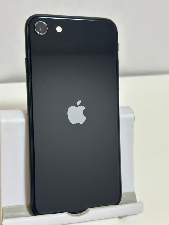 ���Хåƥ꡼86% SIM�ե꡼ iPhoneSE ��3���� 64GB �ߥåɥʥ���