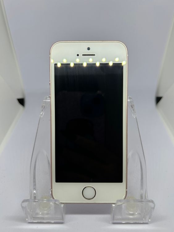 ��SIM�ե꡼ iPhoneSE  32GB ������������� �Хåƥ꡼73%