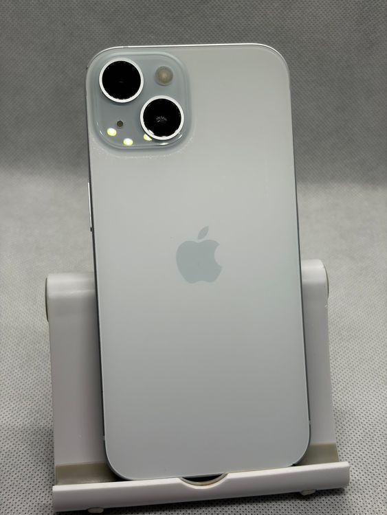 ��SIM�ե꡼ iPhone15 128GB �֥롼 �Хåƥ꡼81%