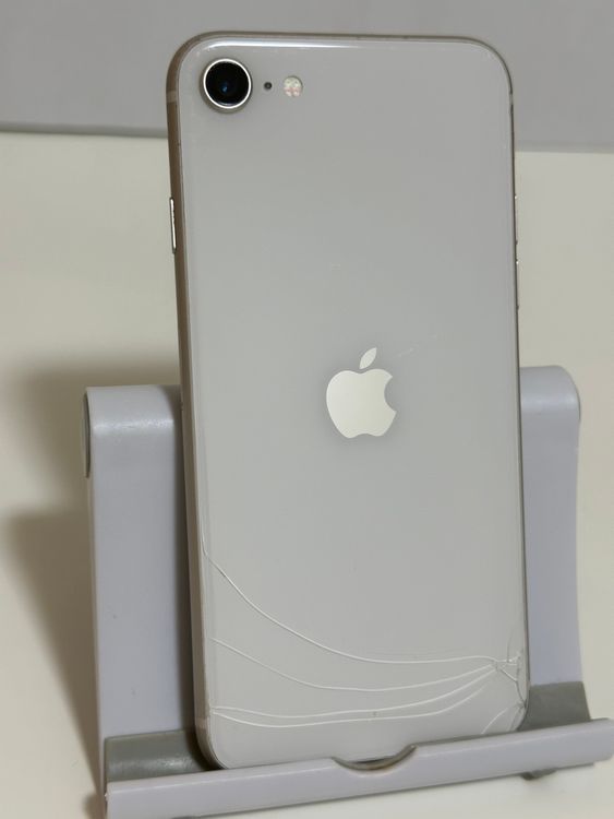 ��SIM�ե꡼ iPhoneSE ��3���� 128GB �������饤��