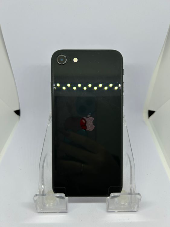 ��SIM�ե꡼ iPhoneSE��2����  64GB �֥�å�