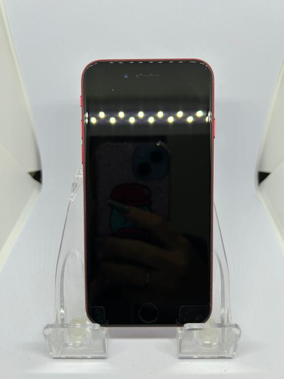 ��SIM�ե꡼ iPhoneSE��3����  64GB ��å� �Хåƥ꡼88%