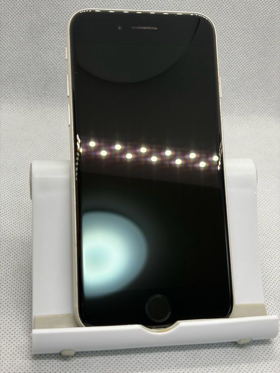 ������Ʊ�� SIM�ե꡼ iPhoneSE ��3���� 64GB �������饤��