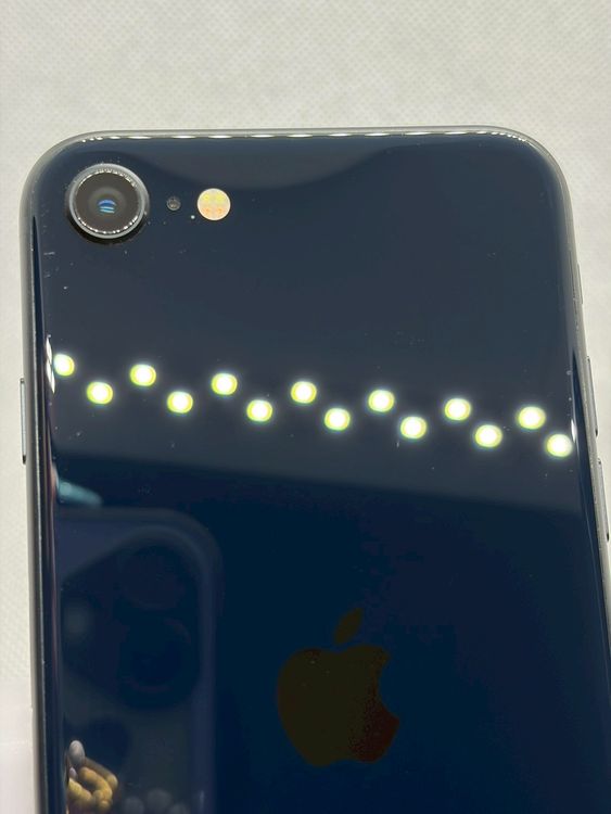 ���Хåƥ꡼94% SIM�ե꡼ iPhoneSE ��3���� 64GB �ߥåɥʥ���