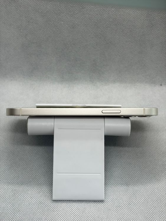 ���Хåƥ꡼82% ���� SIM�ե꡼ iPhone12 64GB �ۥ磻��