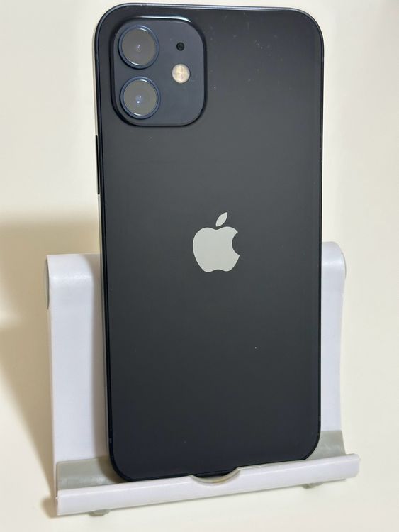 ���Хåƥ꡼81% SIM�ե꡼ iPhone12 256GB �֥�å�