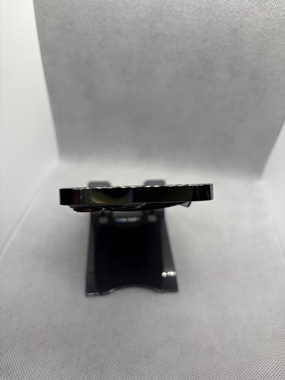 ���ϥԥͥ��ͥå� SIM�ե꡼ iPhone13Pro 512GB ����ե����� �Хåƥ꡼83%