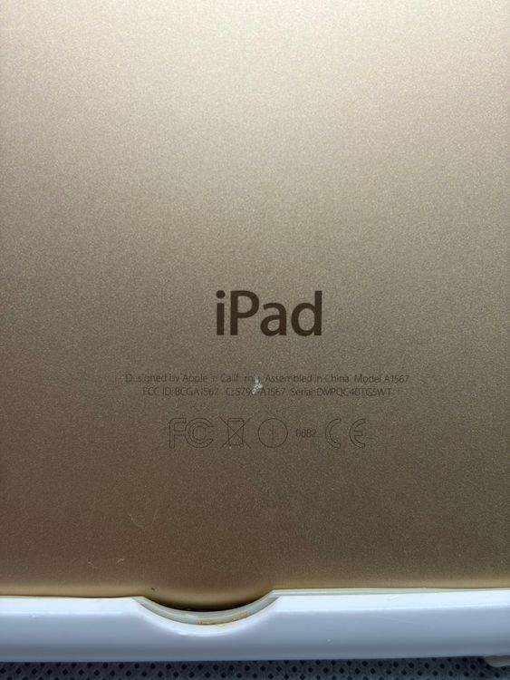 ��iPad Air 2 16GB docomo �������