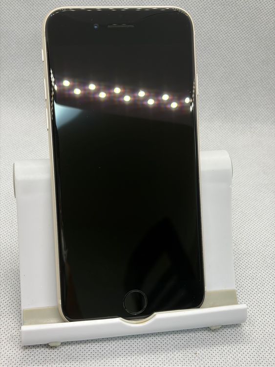 ���Хåƥ꡼87% ����Ʊ�� SIM�ե꡼ iPhoneSE ��3���� 64GB �������饤��