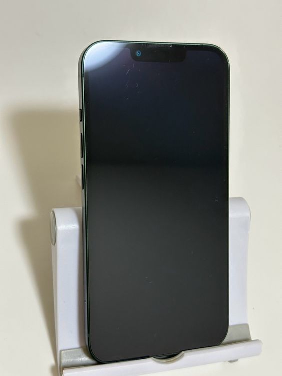 ���Хåƥ꡼81% SIM�ե꡼ iPhone13 128GB ���꡼��