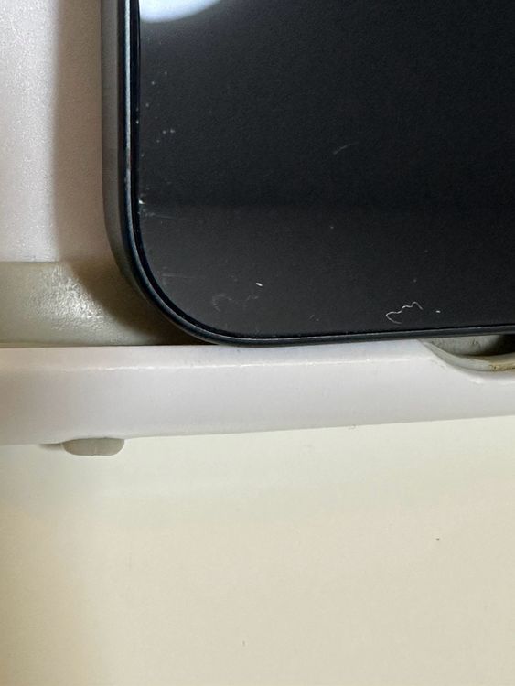 ���Хåƥ꡼85% SIM�ե꡼ iPhone14 128GB �ߥåɥʥ���