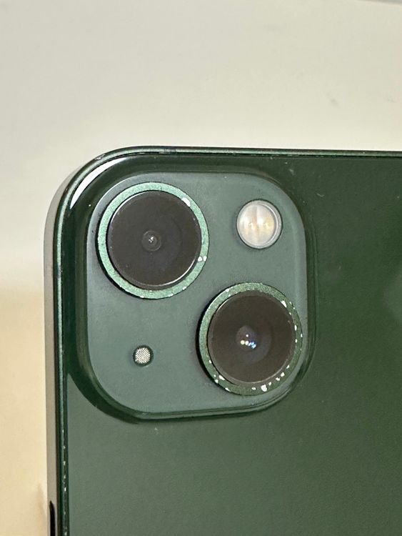 ���Хåƥ꡼85% SIM�ե꡼ iPhone13 256GB ���꡼��