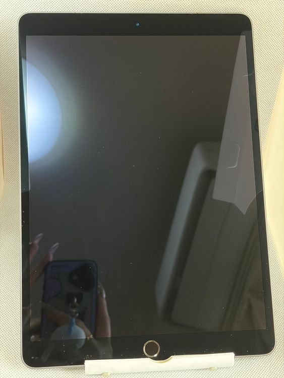 ��SIM�ե꡼ iPad Air 3 64GB ���졼