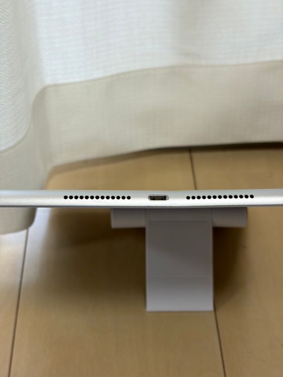 ���ϥԥͥ��ͥå� iPad��7���� 32GB ����С� Wi-Fi