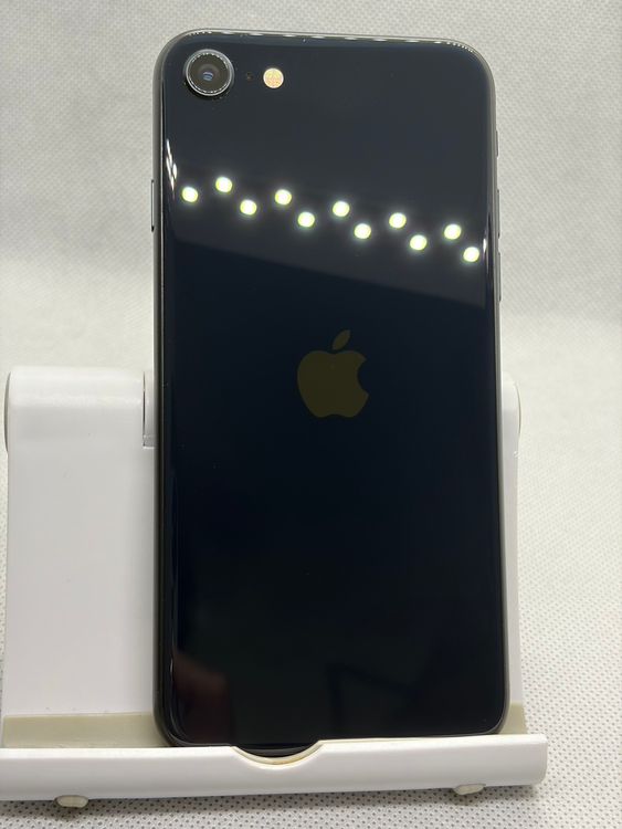 ���Хåƥ꡼88% ����Ʊ�� SIM�ե꡼ iPhoneSE ��3���� 64GB �ߥåɥʥ���