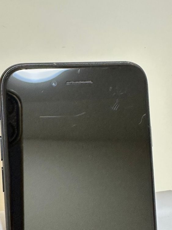 ���Хåƥ꡼84% SIM�ե꡼ iPhoneSE ��2���� 64GB �֥�å�