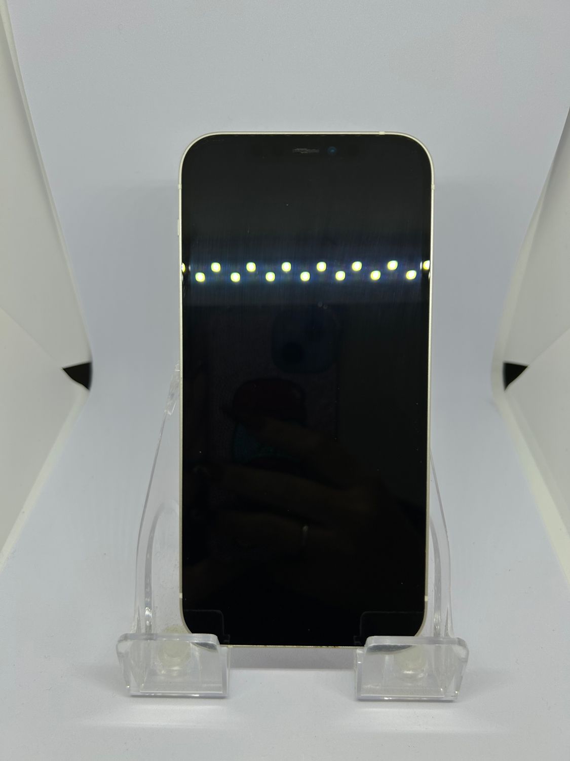 iPhone 12 128GB SIMフリー バッテリー77% iPhone12 128GB ホワイト 81%バッテリー SIMフリー iPhone12 128GB