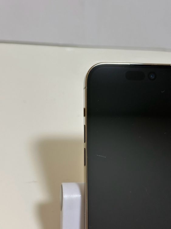 ���Хåƥ꡼83% SIM�ե꡼ iPhone14Pro 512GB �������