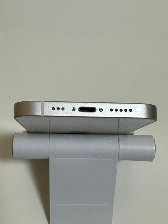 ��SIM�ե꡼ iPhone12 128GB �ۥ磻��