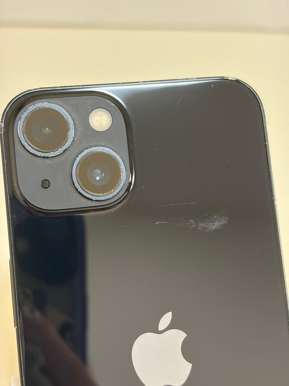 ���Хåƥ꡼84% SIM�ե꡼ iPhone13 128GB �ߥåɥʥ���