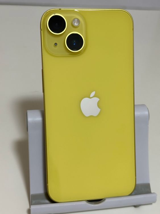 ���Хåƥ꡼84% SIM�ե꡼ iPhone14 128GB ��������
