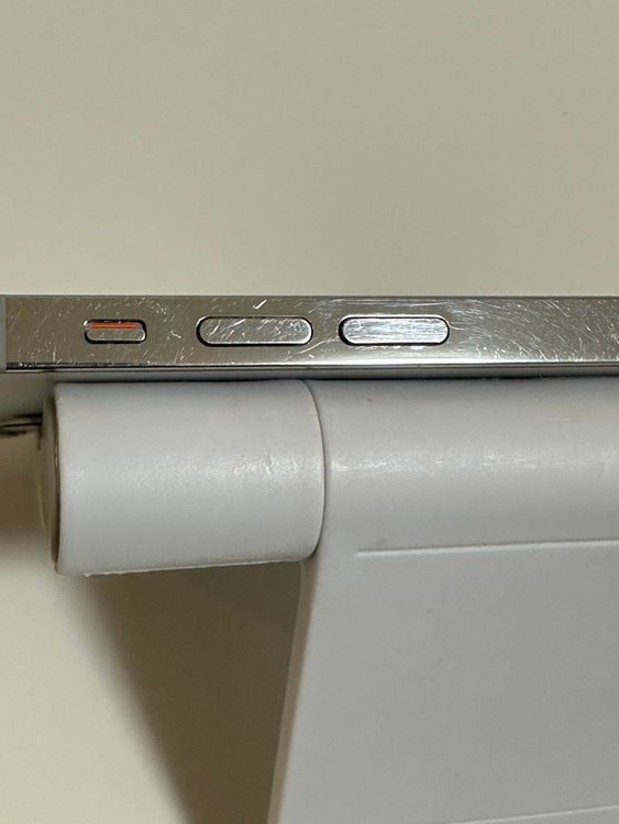 ��SIM�ե꡼ iPhone12Pro 256GB ����С�
