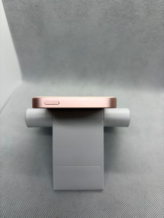 ���ϥԥͥ��ͥå� SIM�ե꡼iPhoneSE 64GB ������������ɡ�97%