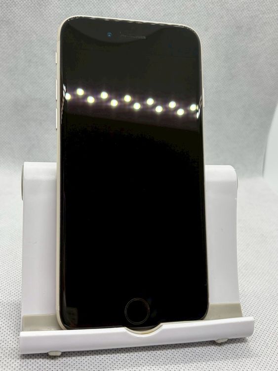 ���Хåƥ꡼85% ������SIM�ե꡼ iPhoneSE ��3���� 256GB �������饤��