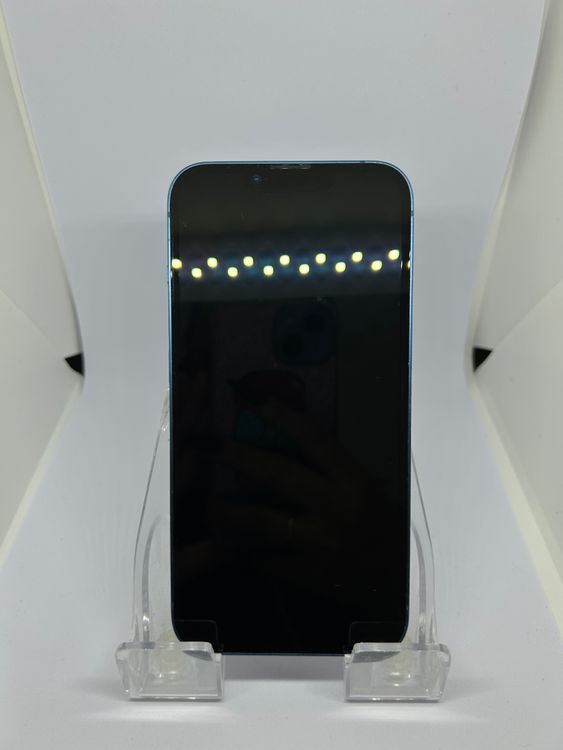 ��SIM�ե꡼ iPhone13  256GB �֥롼 �Хåƥ꡼74%