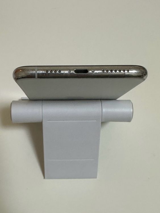 ��SIM�ե꡼ iPhone11ProMax 256GB ����С�