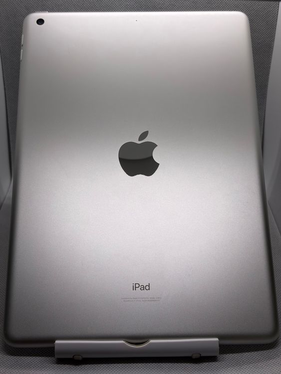 ������ iPad ��9���� 64GB ���졼 Wi-Fi��ǥ�