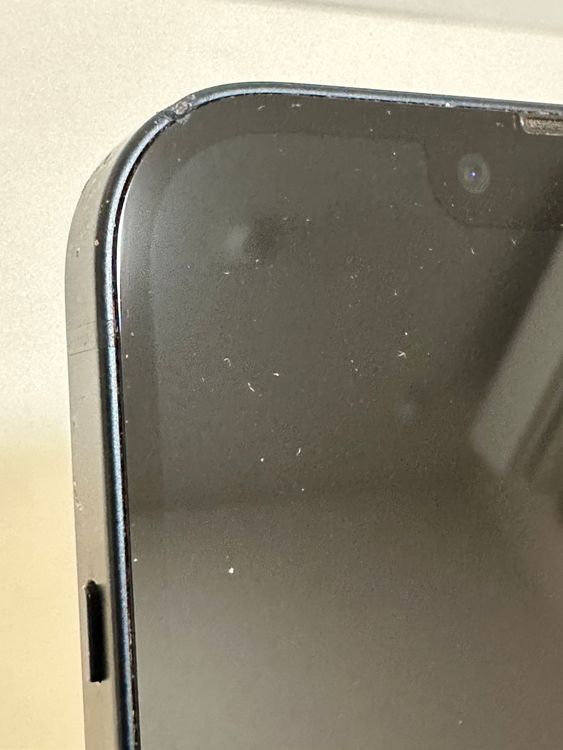 ���Хåƥ꡼83% SIM�ե꡼ iPhone13 256GB �ߥåɥʥ���