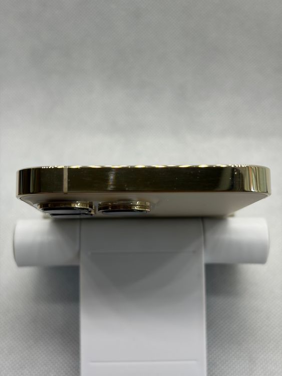 ���Хåƥ꡼80% ���� SIM�ե꡼ iPhone13Pro 256GB �������