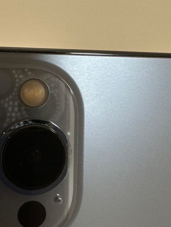 ���Хåƥ꡼86% SIM�ե꡼ iPhone13ProMax 1TB ������֥롼