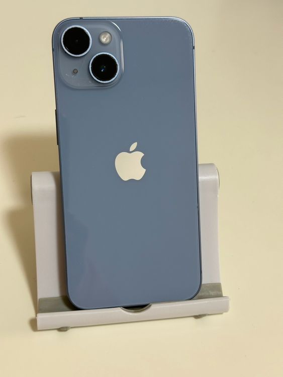 ���Хåƥ꡼100% SIM�ե꡼ iPhone14 128GB �֥롼