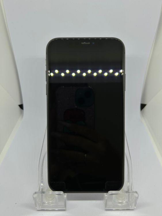 ��SIM�ե꡼ iPhone11  64GB �֥�å�