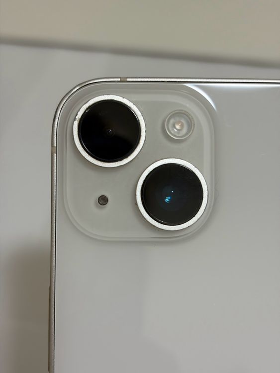 ���Хåƥ꡼85% SIM�ե꡼ iPhone14 256GB �������饤��