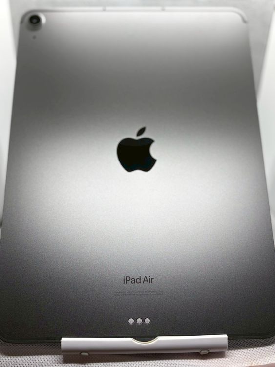 iPad Air(第5世代) 商品一覧｜ムスビー【中古スマホ・中古タブレット