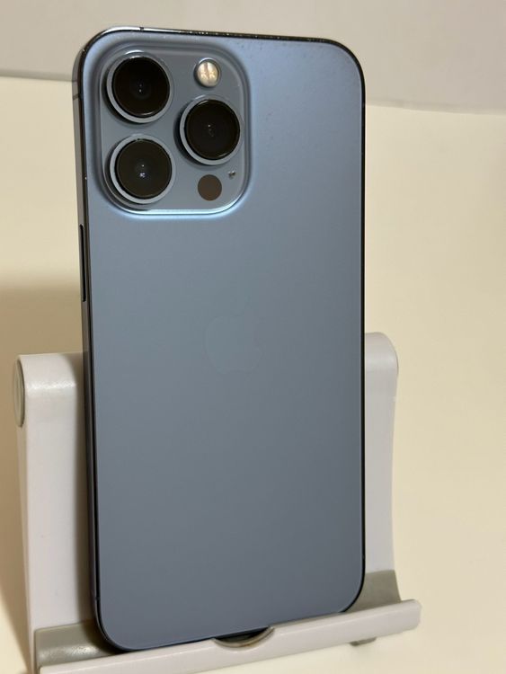 ���Хåƥ꡼82% SIM�ե꡼ iPhone13Pro 128GB ������֥롼