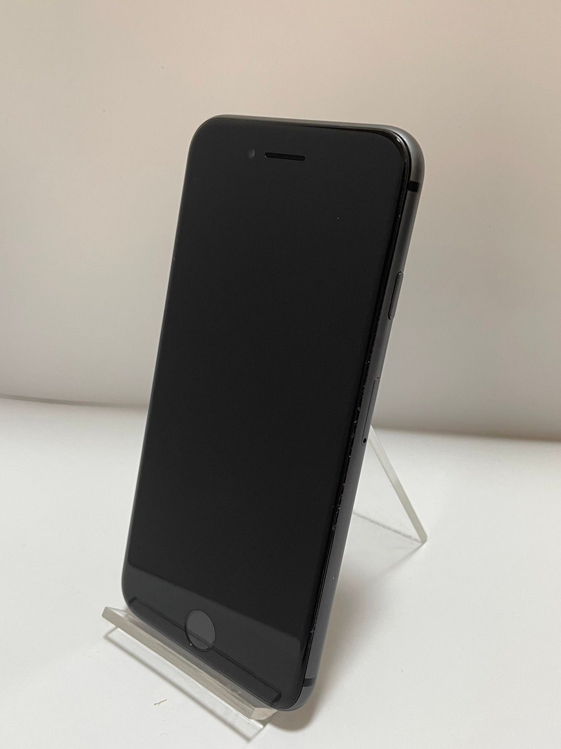 バッテリー93%】iPhone 8 64GB スペースグレイ SIMフリー