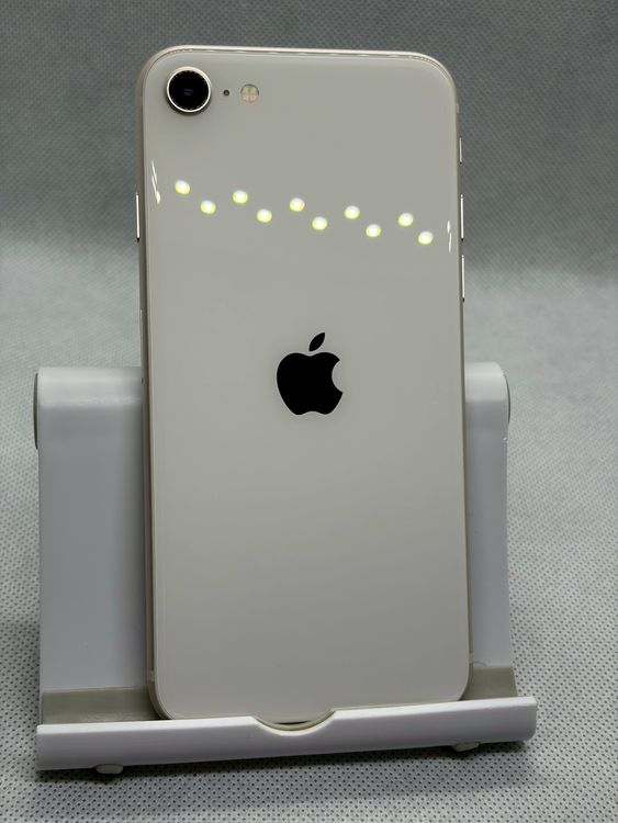 ��SIM�ե꡼ iPhoneSE ��3���� 64GB �������饤��