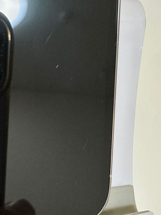 ���Хåƥ꡼90% SIM�ե꡼ iPhone13Pro 256GB ����С�