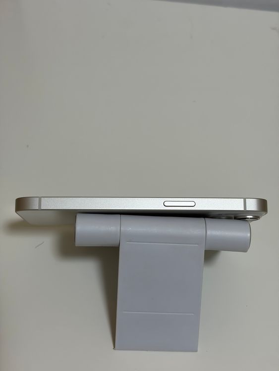 ��̤������ SIM�ե꡼ iPhone14 128GB �������饤��