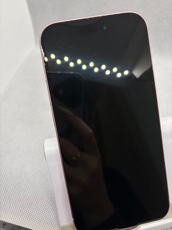 ��Ķ���� SIM�ե꡼ iPhone15 128GB �Хåƥ꡼84%