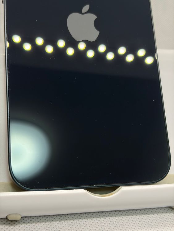 ���Хåƥ꡼82% ���� SIM�ե꡼ iPhone13 128GB �ߥåɥʥ���