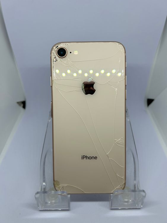 ��SIM�ե꡼ iPhone8  64GB ������� �Хåƥ꡼80%